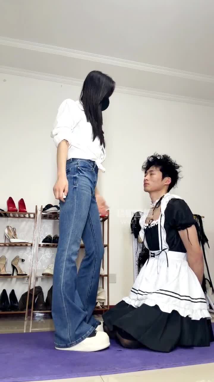 【静御殿下】牛仔裤女神白袜辱-绳艺在线资源网