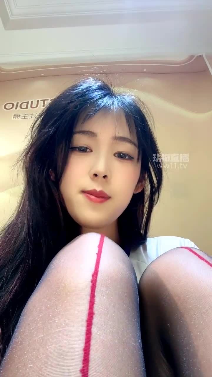 【啊晴】背着老婆在厕所打视频-绳艺在线资源网