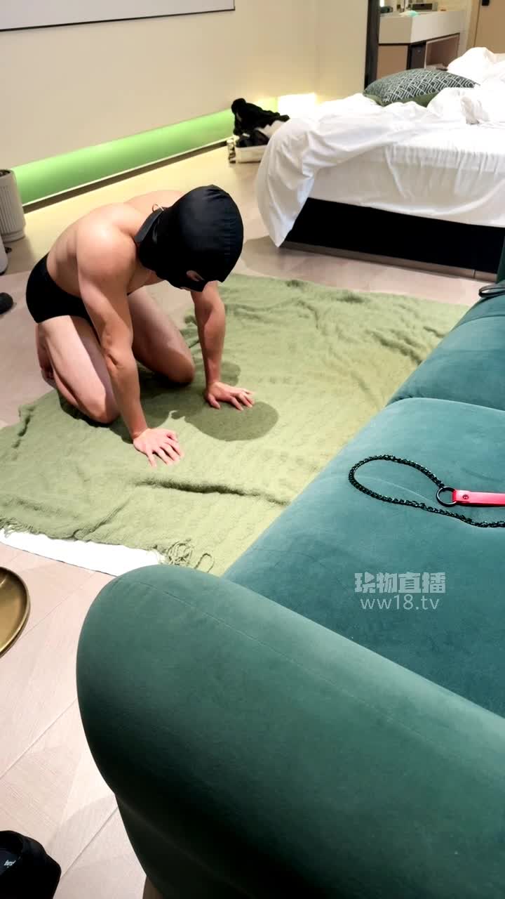 【鱼酥】白领出差反调客户狗-绳艺在线资源网