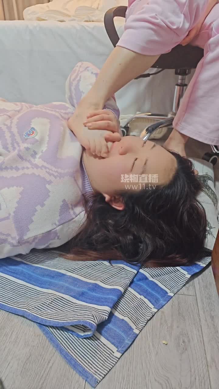 【樱樱】母狗玉足狂舔场-绳艺在线资源网