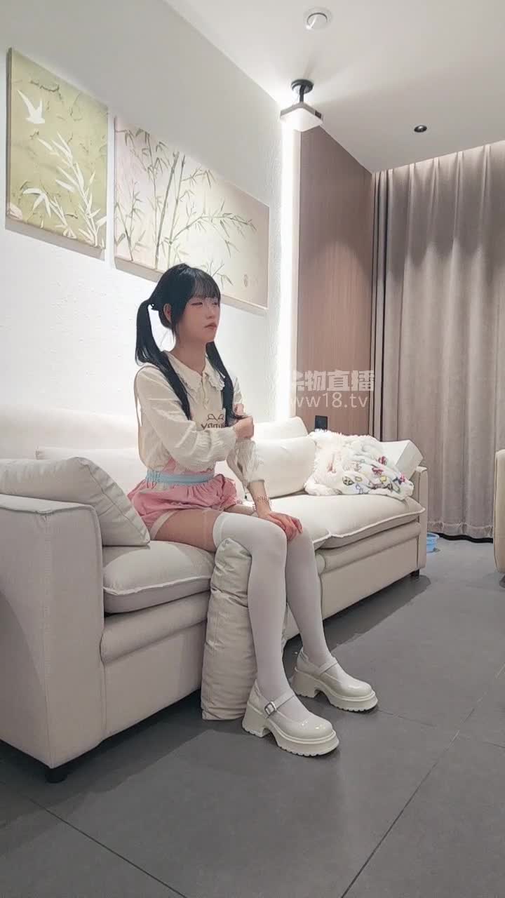 【萝莉收割机】女神白丝暴揍奴【下】-绳艺在线资源网