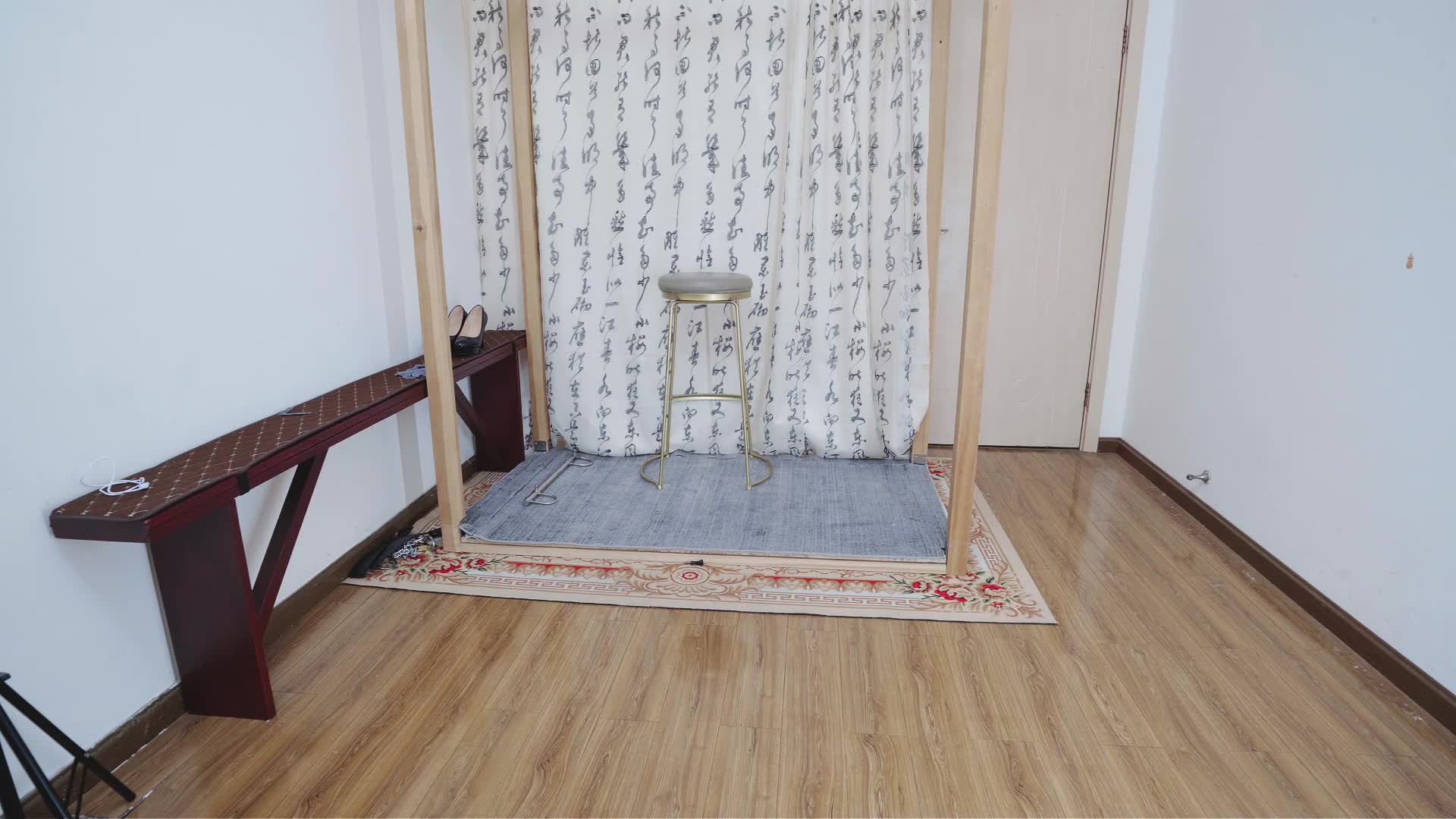 【冷与贝】轮椅拘束，四脚朝天拘束调教，轮椅自带棒棒固定架震动糕朝-绳艺在线资源网