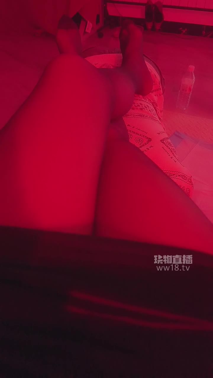 【毒舌女王】高跟黑丝踩家-绳艺在线资源网