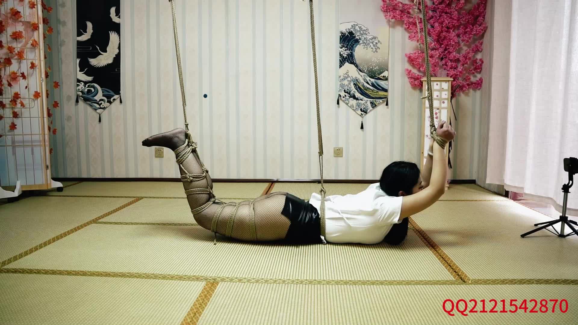【悦感日记】小美体验超紧缚棒棒TKSP挣扎无果 大声求饶双视角感受小美崩溃-绳艺在线资源网