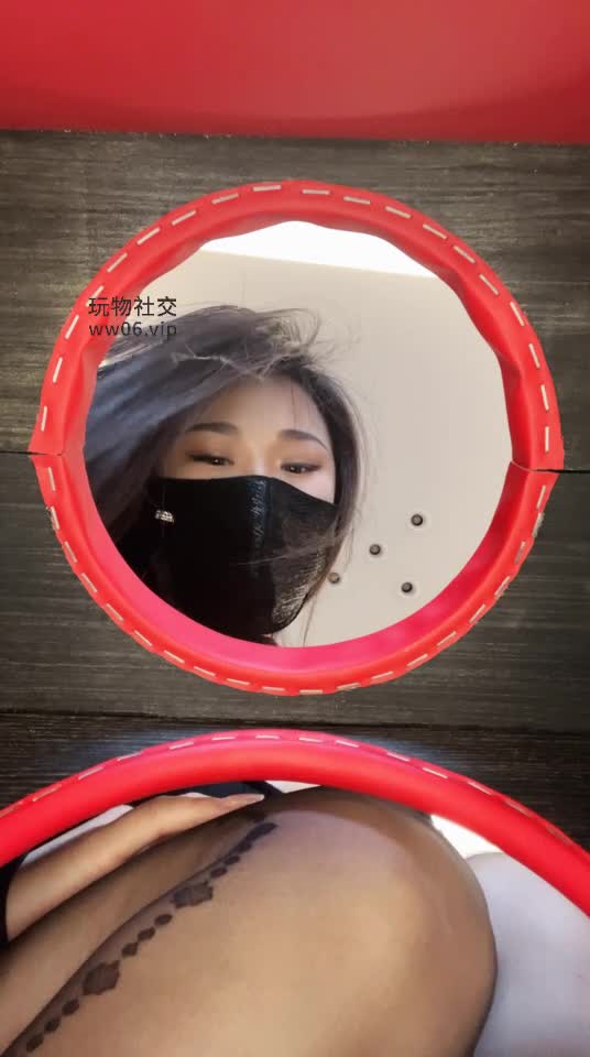 【UU大人】臭鞋绑脸强制闻白袜碾压踩-绳艺在线资源网