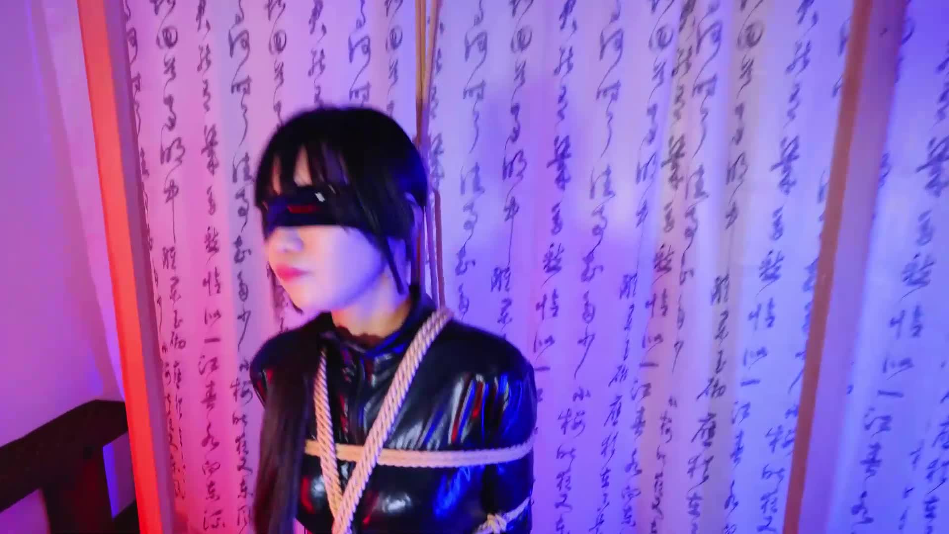 【冷与贝】 连体皮衣捆绑+震动磅固定带+跳震蛋动，糕朝-绳艺在线资源网