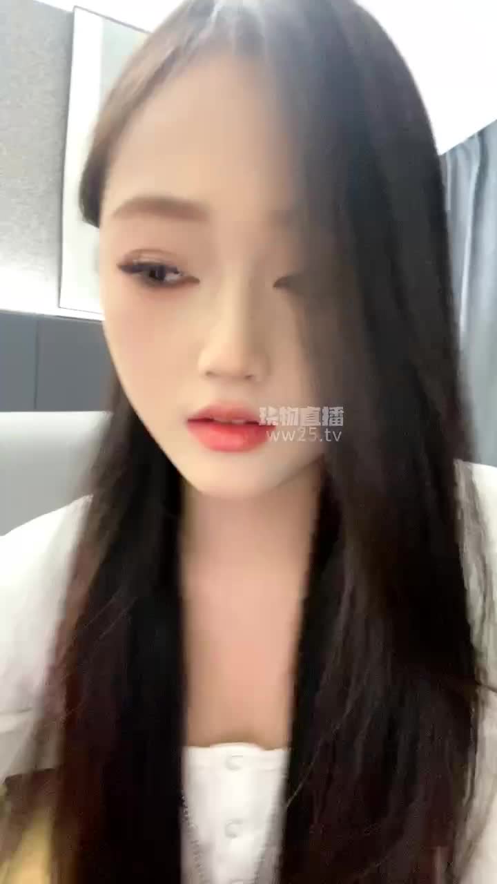 【蓓蓓S】情侣主羞辱脚下绿帽【双视角版】-绳艺在线资源网