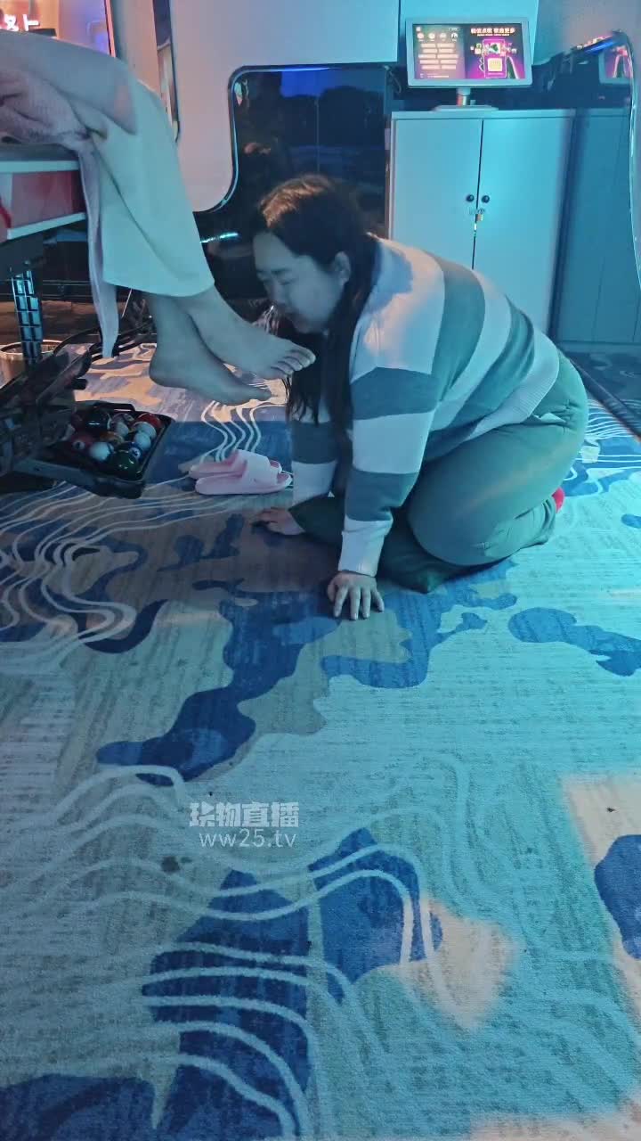 【是樱樱呀】台球厅处刑母狗【六】-绳艺在线资源网