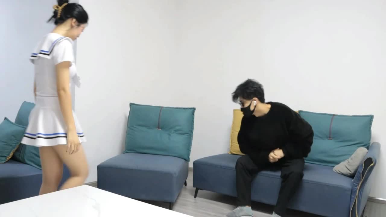 学生妹菲儿应聘绳模上集日式单腿吊丝袜靴大口球-绳艺在线资源网