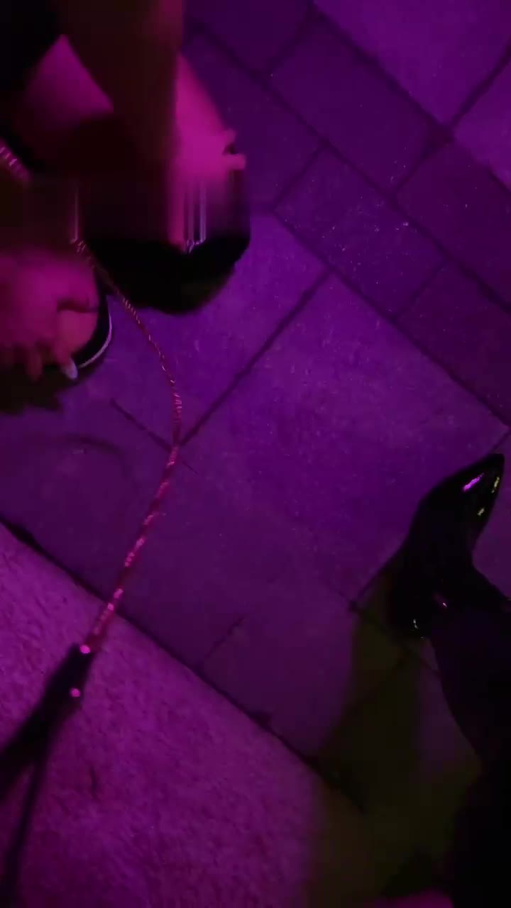 户外溜超美母狗-绳艺在线资源网