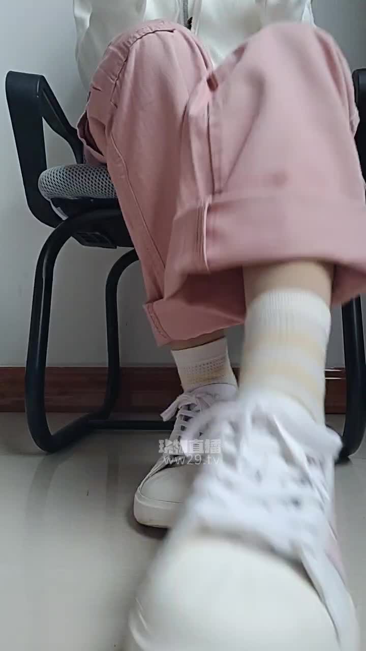 【佳怡】玩弄贱狗哥哥-绳艺在线资源网