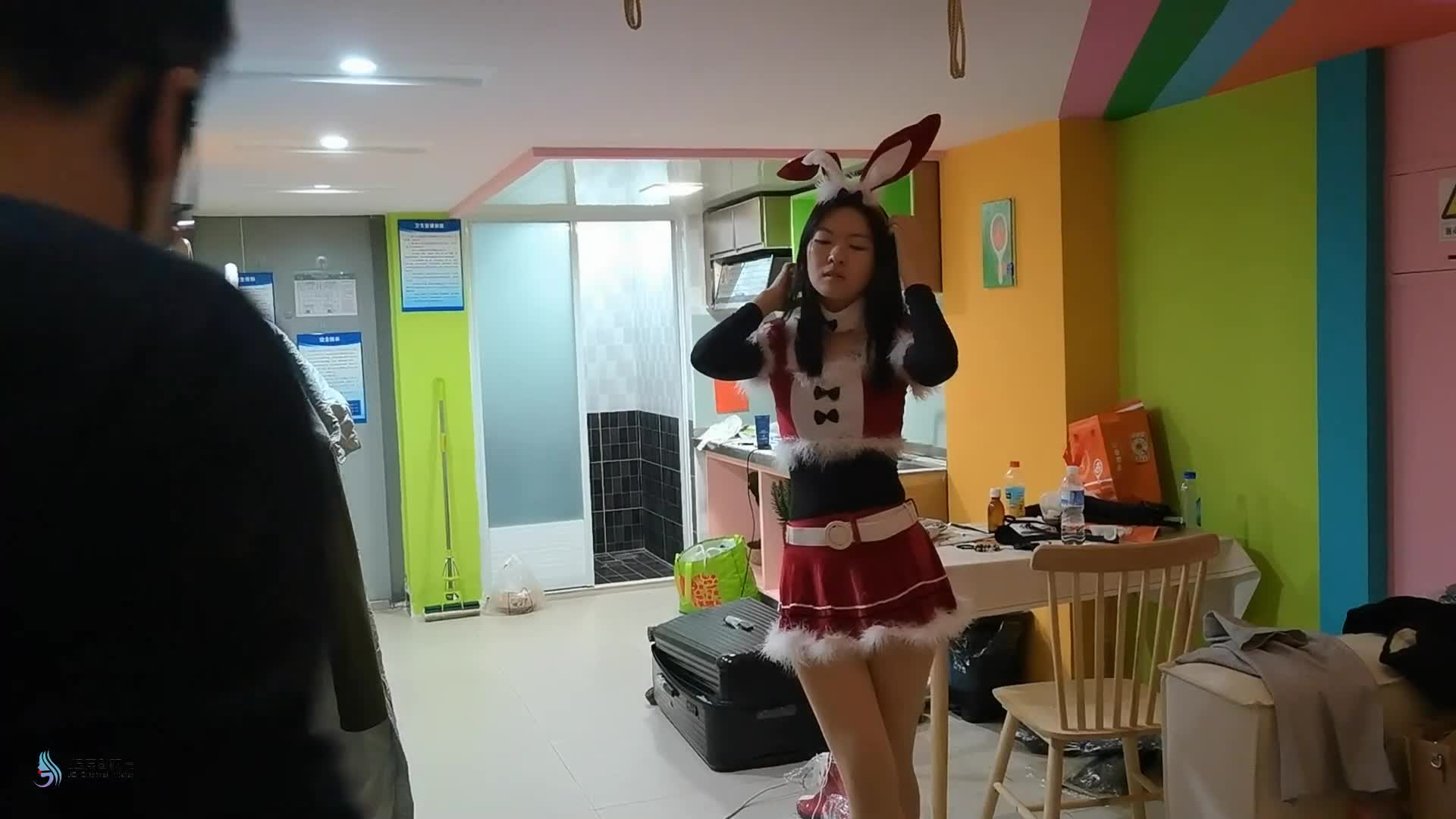 【JS原创】沐兮直臂捆绑圣诞女郎短靴抚摸鞭打-绳艺在线资源网
