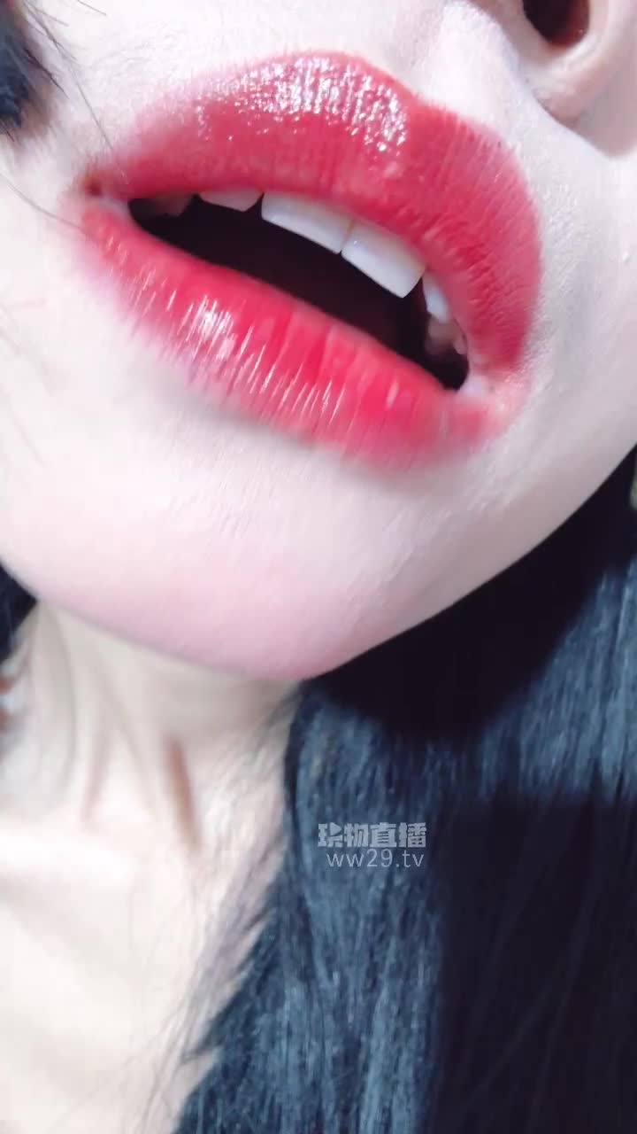 【兔粉粉】怼脸口水红唇-绳艺在线资源网