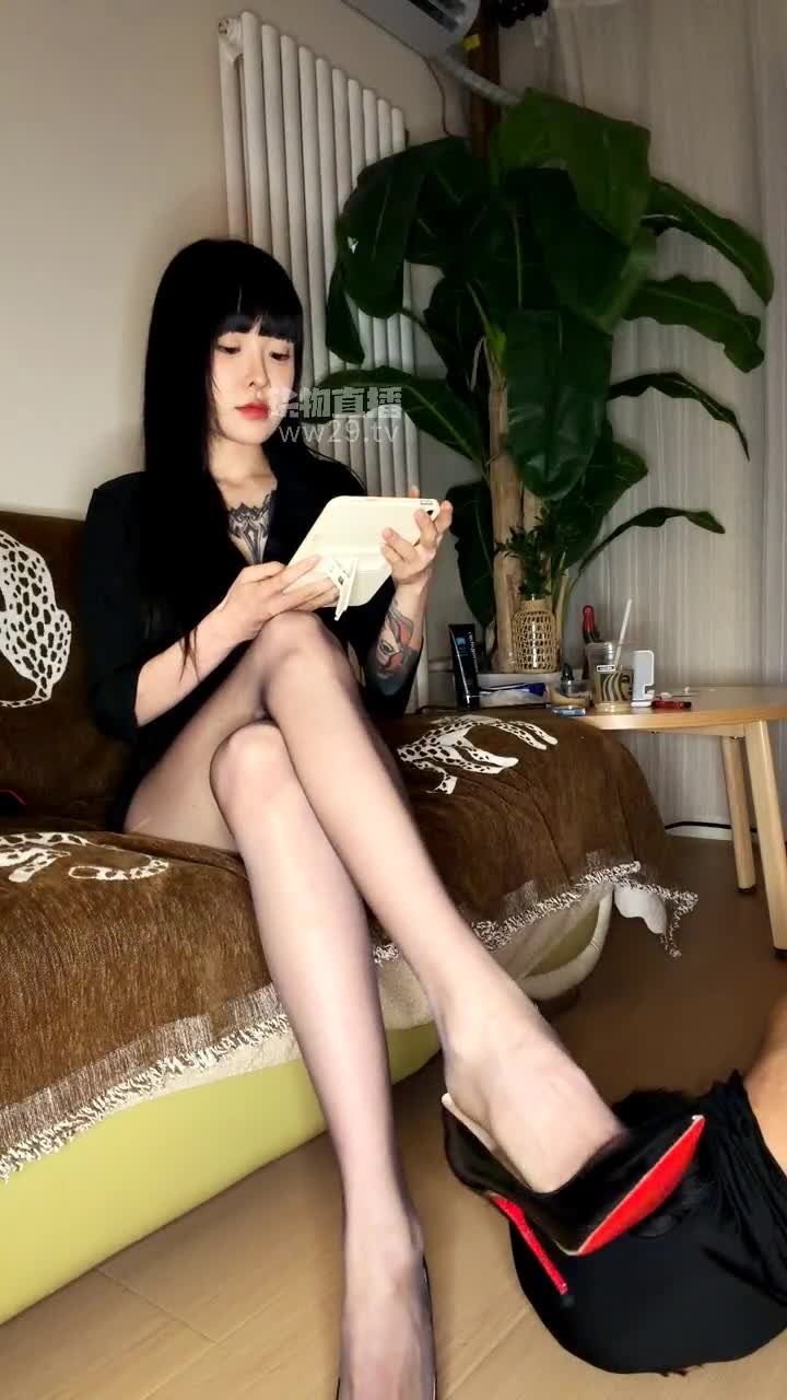 【安晴】纹身小妹的脚下奴-绳艺在线资源网