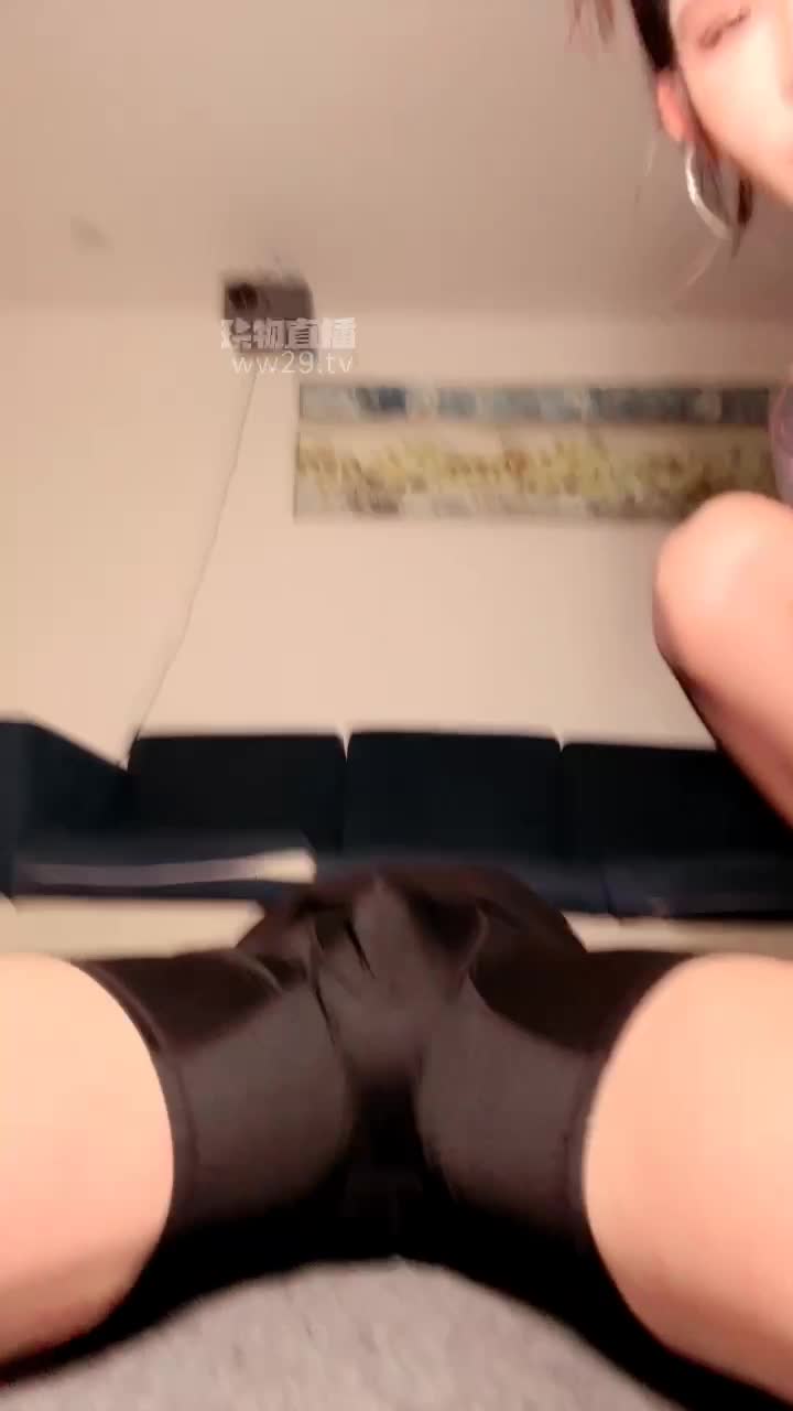 【亚兮s】踩踏抽打略带羞辱足-绳艺在线资源网