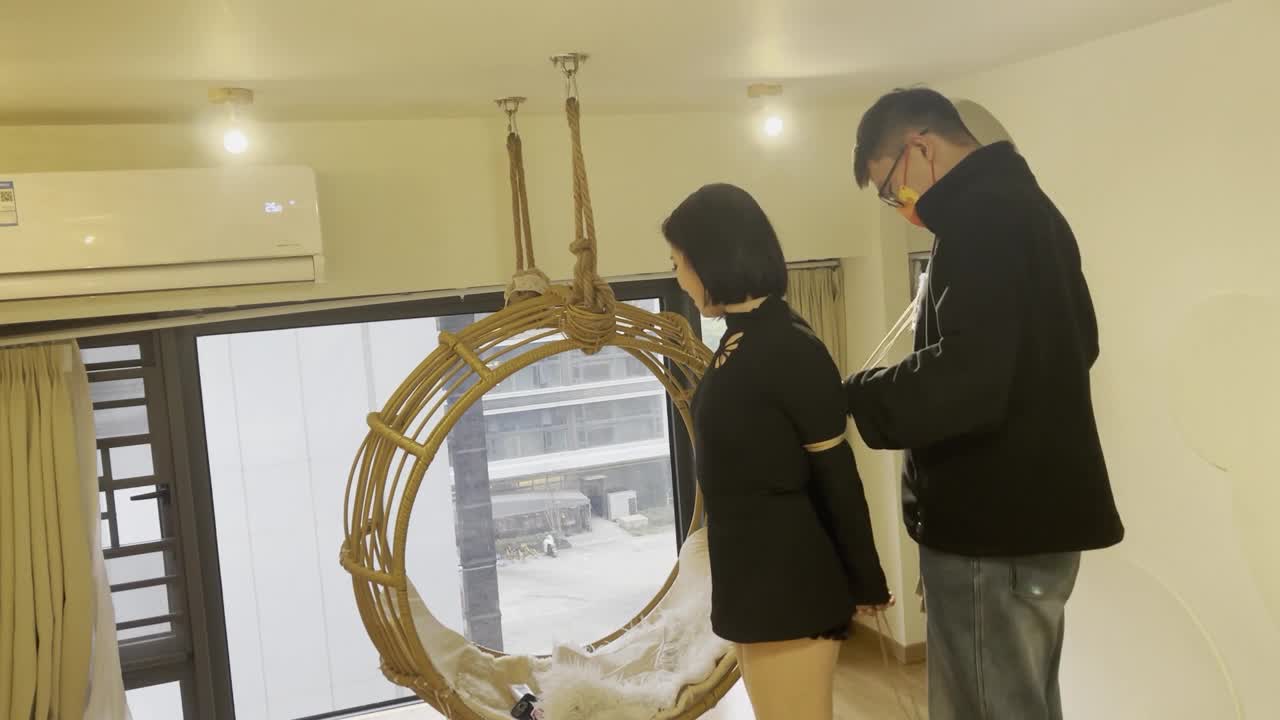 【奥特曼】定拍御姐十一直臂跪缚 口含柠檬片加口球放置90分钟-绳艺在线资源网