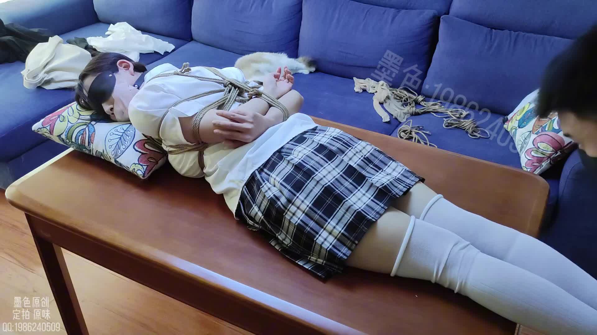 【墨色原创】jk过膝袜餐桌极限驷马放置 感官剥夺 身体刺激-绳艺在线资源网