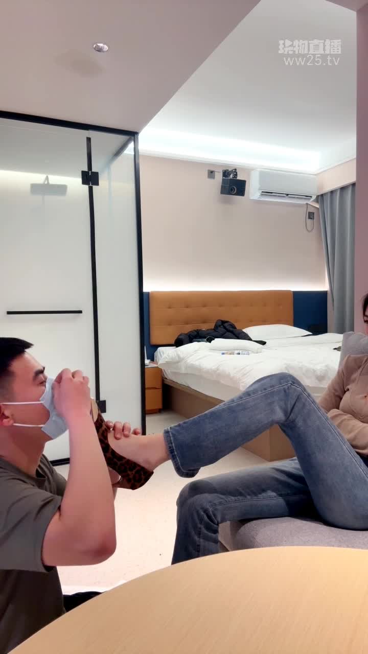 【嘻嘻】御姐高跟挑逗细狗-绳艺在线资源网