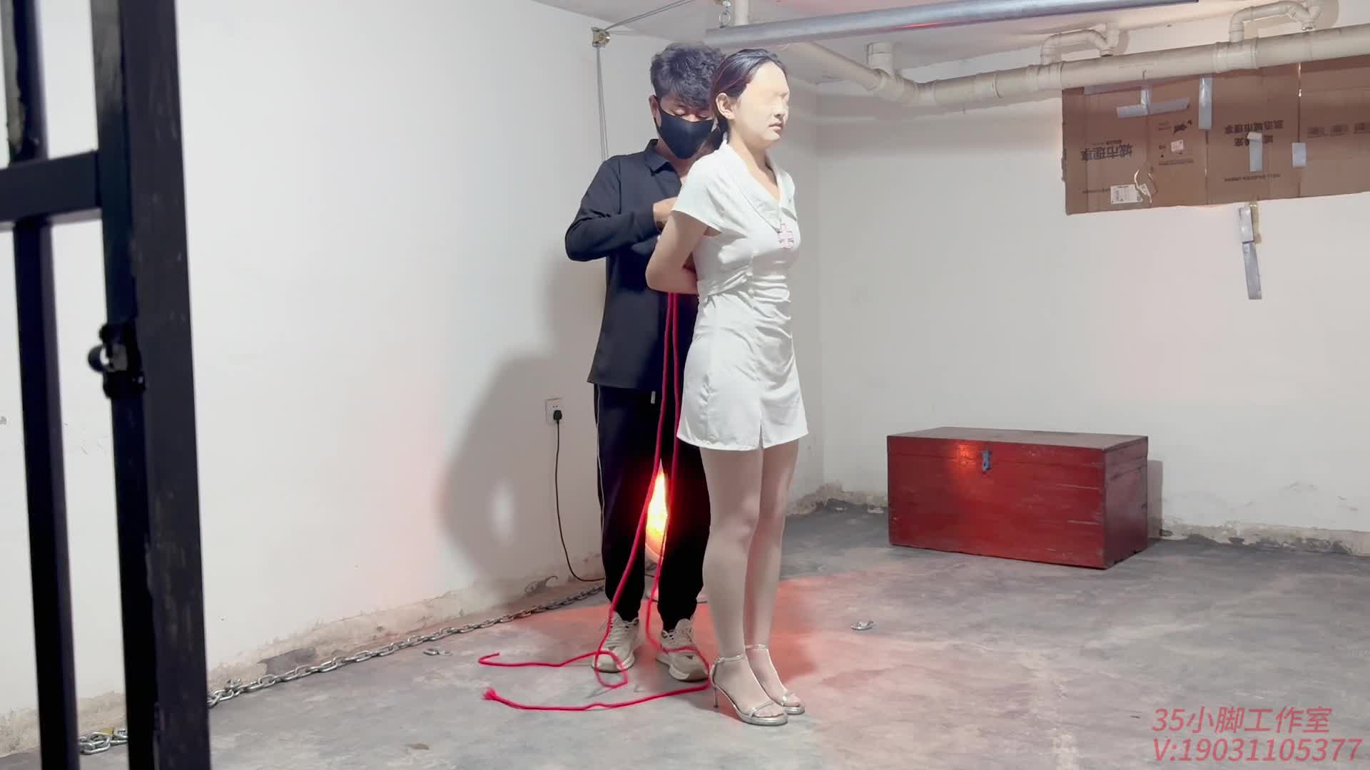 【三五小脚】又是安沐享受的时刻-绳艺在线资源网