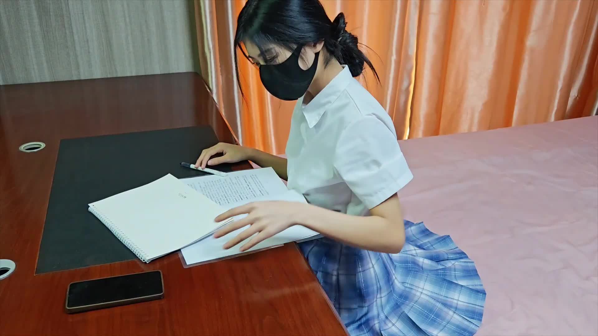 【意之窗】定拍汤圆惩罚犯错的女学生-绳艺在线资源网