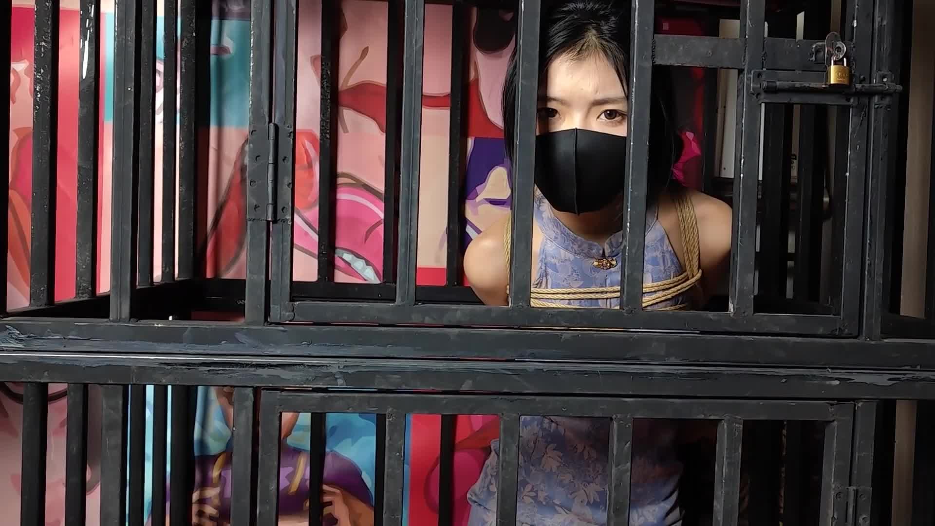 【意之窗】汤圆笼子里的旗袍女郎 垫脚吊-绳艺在线资源网