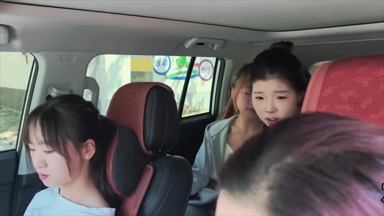【红色感叹号（第一集）麻枪抢劫】本剧是根据女性犯罪题材改编拍摄，讲述的是3个女人自认-绳艺在线资源网