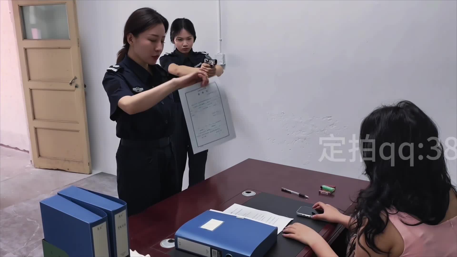 【鑫鑫原创】商海丽人 张海丽因涉嫌走私罪被捕，她坚称自己未犯法并拒绝交代。jc对她进行-绳艺在线资源网