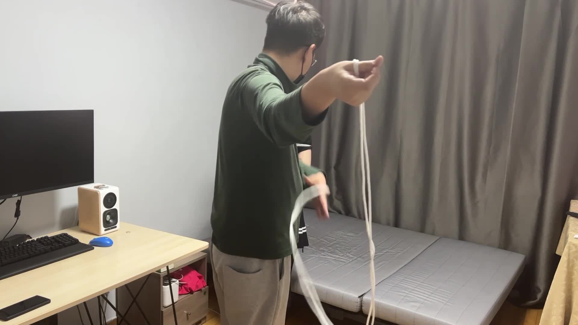 巨大口球反差塞满她的小嘴！黑丝肤白妹妹的约绑超紧驷马挣扎！-绳艺在线资源网