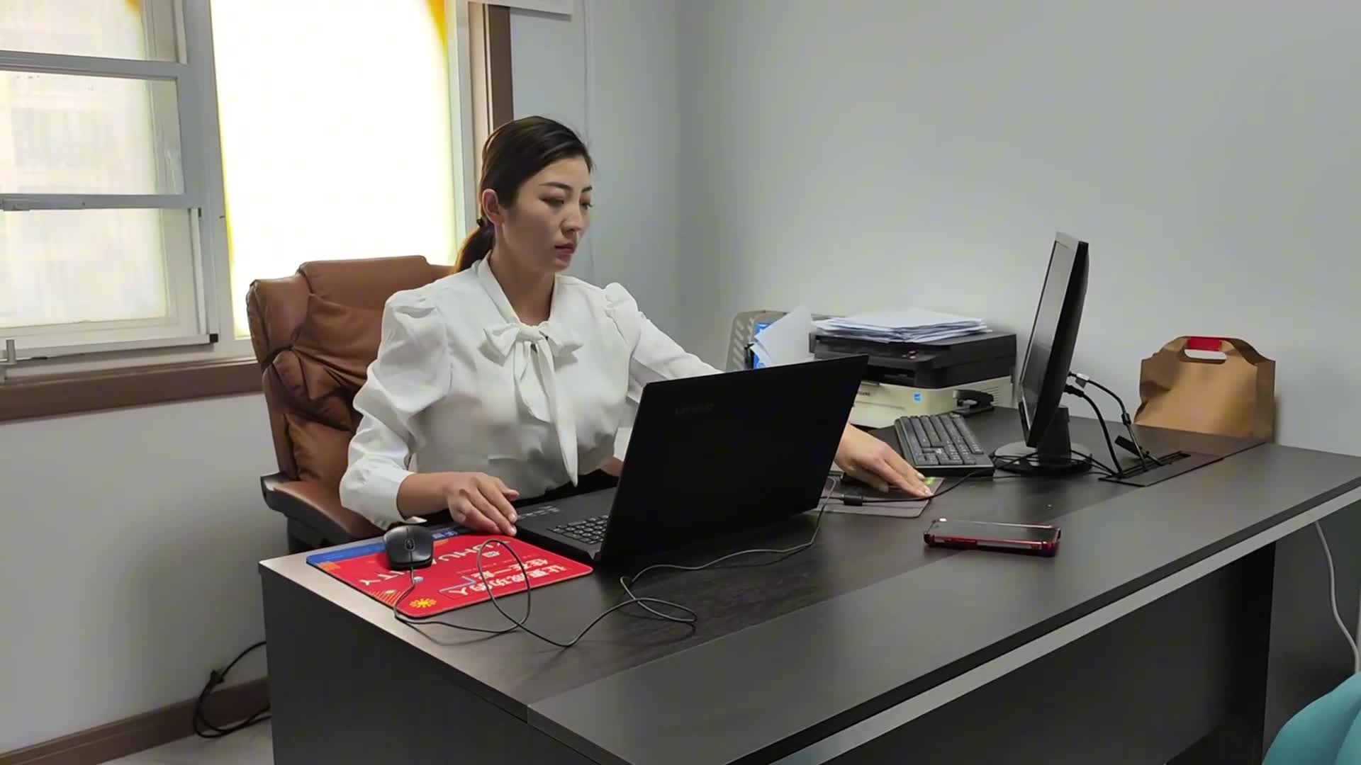 【李大侠】漂亮主妇妈妈的入室劫持-绳艺在线资源网