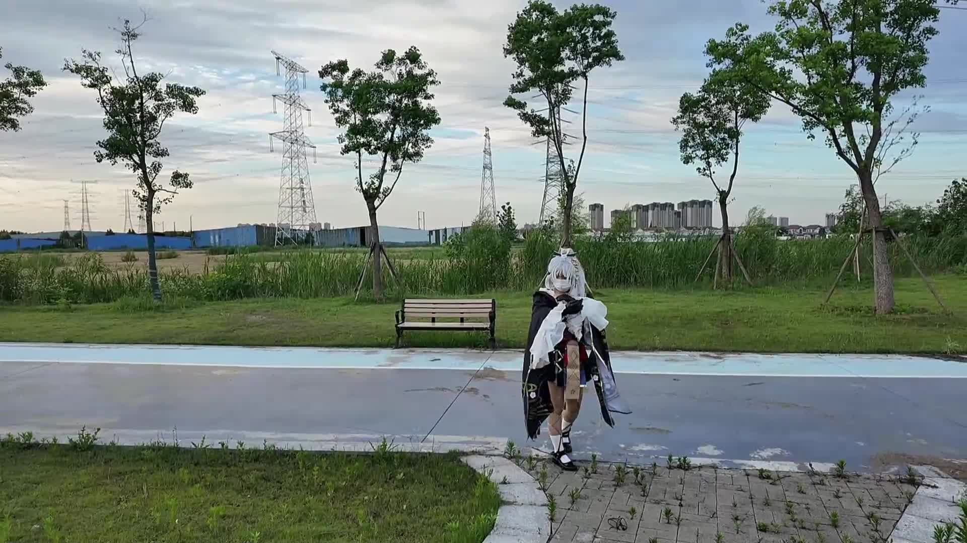 苏苏_神里绫华户外露出换泳装三种姿势镣铐束缚＋滋袅＋JY全身-绳艺在线资源网