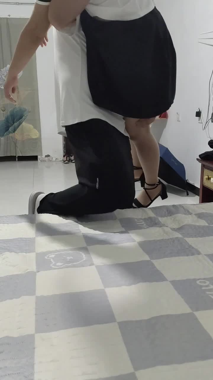 反差女白领被迷晕-绳艺在线资源网
