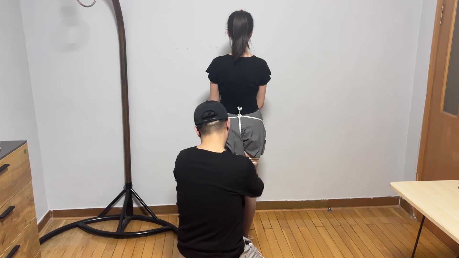 蛇缚驷马身材超好的晓欢妹子，绑到黑紫的并肘-绳艺在线资源网