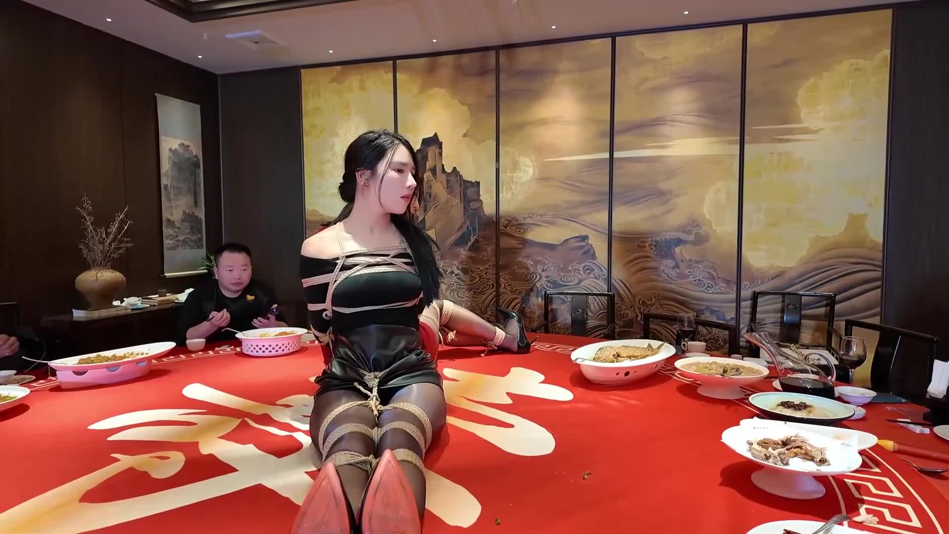 【一绳所爱】定拍餐厅红包游戏（下集）杨若琳or魏灿-绳艺在线资源网
