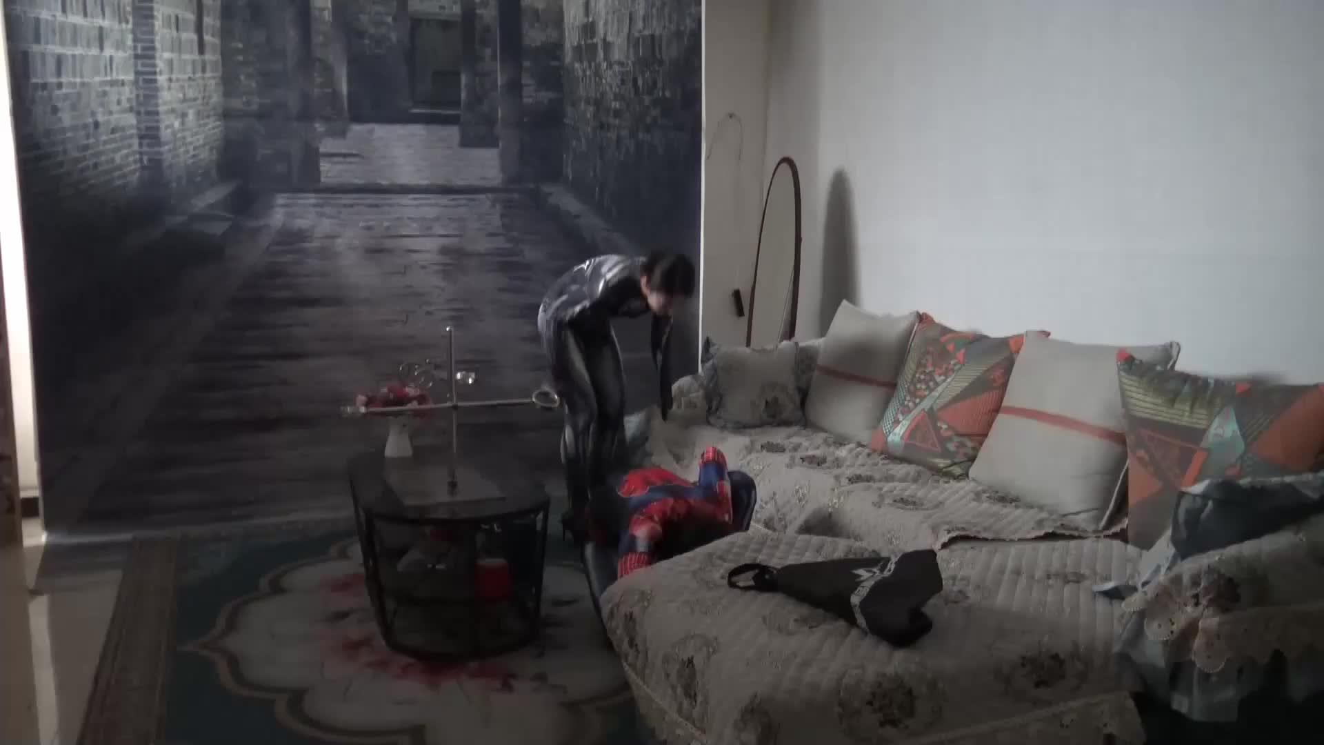 【胜景影视】女蝙蝠侠盗宝惊魂（上集）-绳艺在线资源网