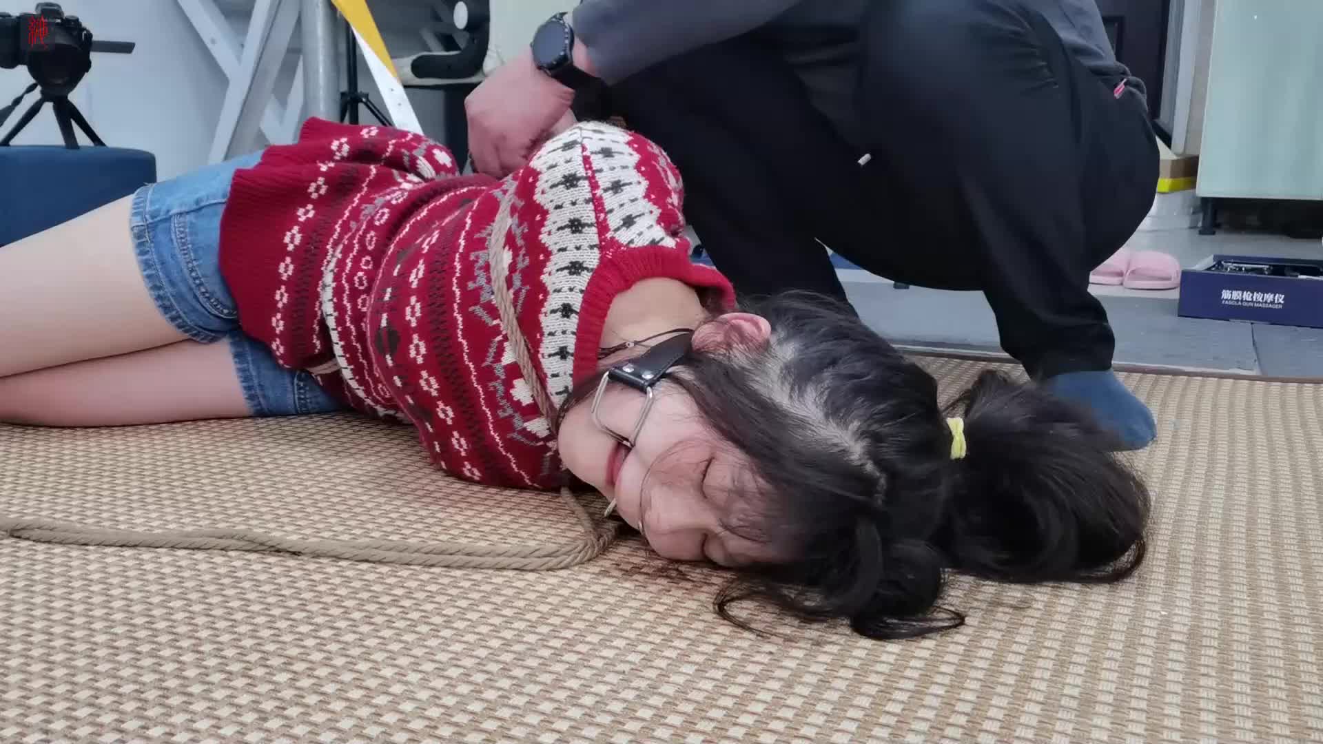【绳之韵】呆萌少女文慧试镜（第二集）小白袜嫩脚的TK-绳艺在线资源网